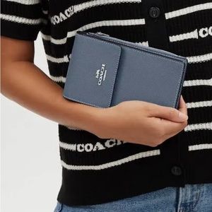 NWT COACH North South Phone Crossbody